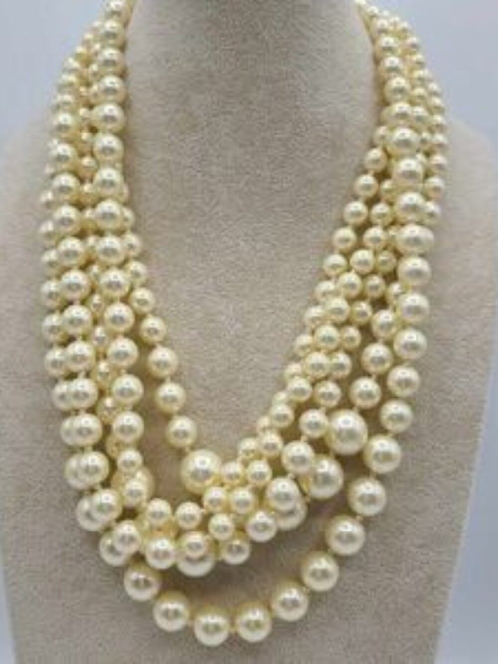 Stunning J Crew 5 Strand Faux Pearl Necklace